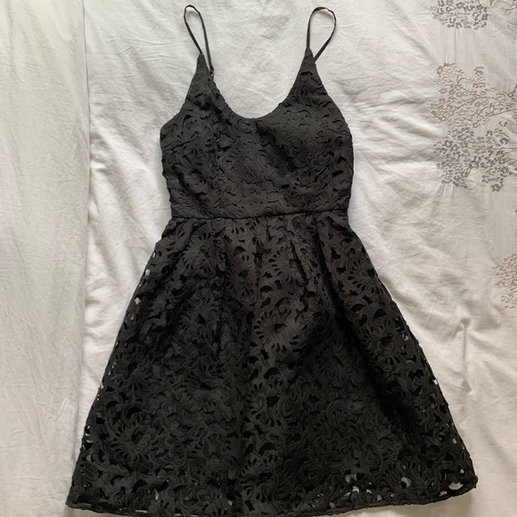 Black Floral-cut Scoop Dress (Size: S) - Picture 1 of 4